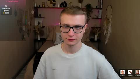 Snapshot of emmit_barker chatting on May 9, 2026, 9:36 am Emmit online show from May 9, 2026, 9:36 am