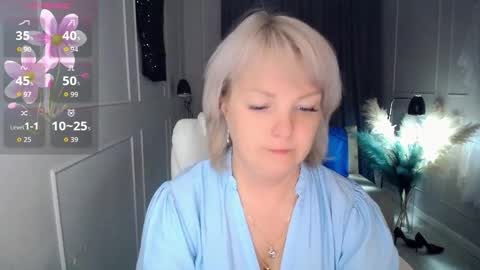 emmmam online show from September 23, 2025, 9:01 am