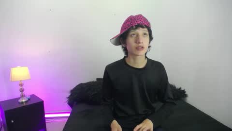 Snapshot of emmo_boy chatting on November 10, 2025, 3:49 am SERGIO online show from November 10, 2025, 3:49 am