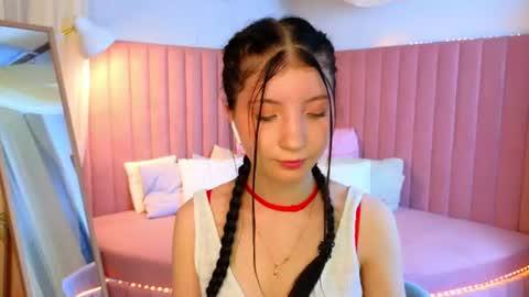 Snapshot of emmy_dreamy_ chatting on July 30, 2026, 1:26 am emmy_dreamy_ online show from July 30, 2026, 1:26 am