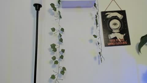 Snapshot of emperatriiiz chatting on January 6, 2025, 9:00 pm Emperatriz online show from January 6, 2025, 9:00 pm