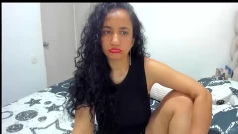 emperatriztapia online show from February 5, 2026, 12:26 am