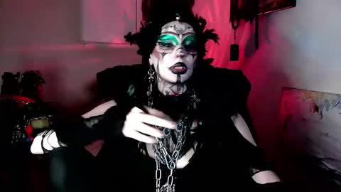 Morrigan online show from December 19, 2025, 11:17 am