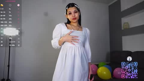 Snapshot of empty_drive chatting on February 20, 2026, 6:10 am Susie online show from February 20, 2026, 6:10 am