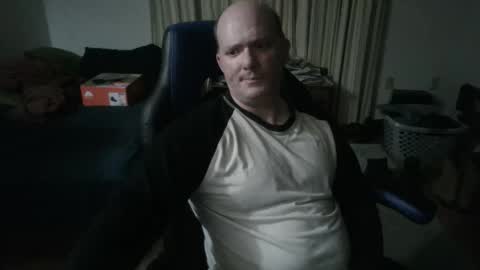 Snapshot of emsguy1 chatting on January 7, 2026, 3:31 am Matt online show from January 7, 2026, 3:31 am