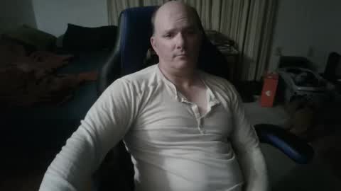 Snapshot of emsguy1 chatting on January 14, 2026, 6:19 am Matt online show from January 14, 2026, 6:19 am