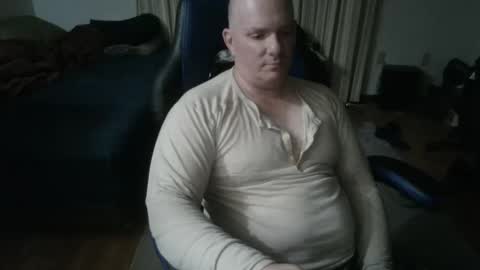 Snapshot of emsguy1 chatting on April 18, 2026, 2:59 am Matt online show from April 18, 2026, 2:59 am