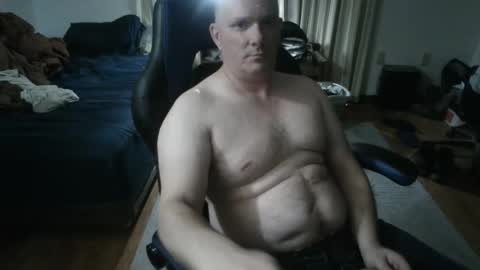 Snapshot of emsguy1 chatting on April 22, 2026, 4:04 am Matt online show from April 22, 2026, 4:04 am