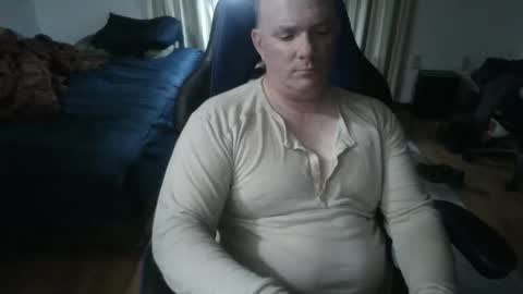 Snapshot of emsguy1 chatting on May 4, 2026, 3:46 am Matt online show from May 4, 2026, 3:46 am