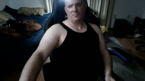 Snapshot of emsguy1 chatting on June 3, 2026, 5:43 am Matt online show from June 3, 2026, 5:43 am
