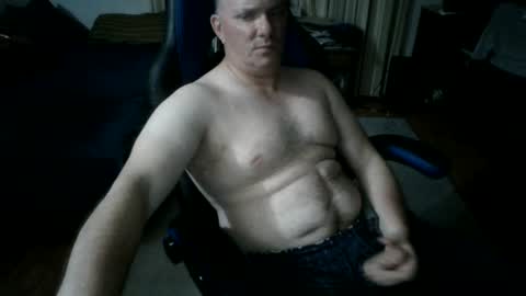 Snapshot of emsguy1 chatting on August 1, 2026, 4:01 am Matt online show from August 1, 2026, 4:01 am