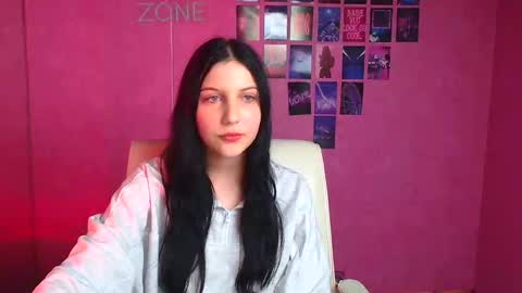 Emma online show from November 13, 2025, 7:57 pm