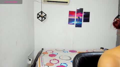 Snapshot of emy_0 chatting on December 24, 2024, 3:27 am Emy online show from December 24, 2024, 3:27 am