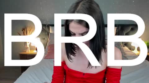 Snapshot of emy__angel chatting on December 18, 2024, 10:19 am emy__angel online show from December 18, 2024, 10:19 am