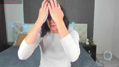 Snapshot of emy__angel chatting on December 30, 2024, 3:36 am emy__angel online show from December 30, 2024, 3:36 am