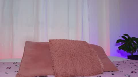 Emy online show from July 24, 2026, 1:58 am