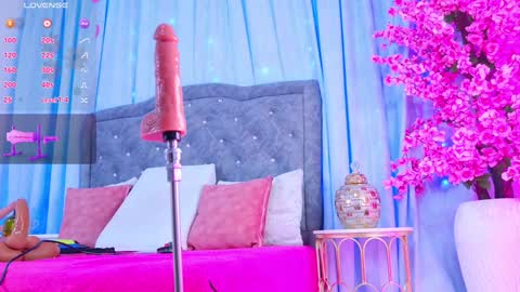 Emy online show from February 5, 2025, 3:20 pm