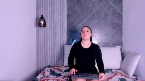 Snapshot of emymorgan chatting on November 26, 2025, 12:06 pm emymorgan online show from November 26, 2025, 12:06 pm