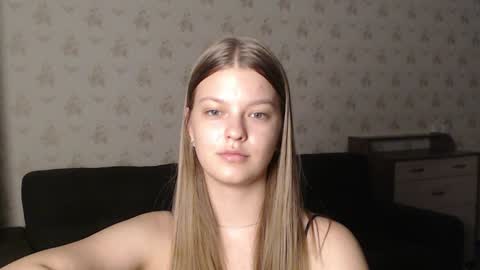 Snapshot of emysway chatting on December 28, 2024, 5:46 pm EmySway online show from December 28, 2024, 5:46 pm