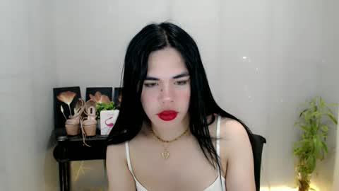 enchantress_mia03 online show from June 4, 2026, 10:10 am