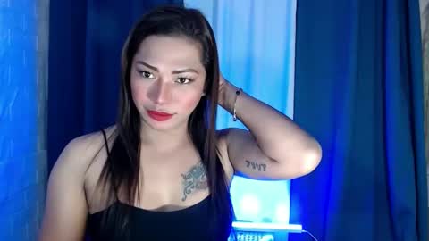 Snapshot of enchantressjenieghxxx chatting on October 17, 2025, 11:46 am Jeniegh online show from October 17, 2025, 11:46 am