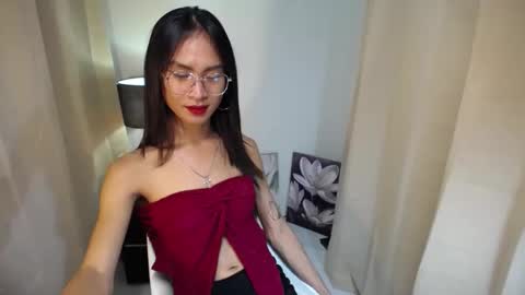 enchantriss69 online show from December 11, 2024, 12:44 pm