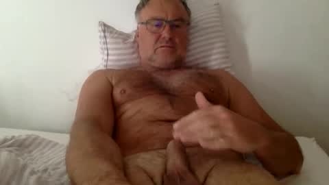 Snapshot of endurado chatting on April 27, 2026, 11:30 am endurado online show from April 27, 2026, 11:30 am