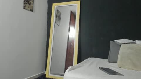 Gio online show from March 25, 2026, 2:50 am