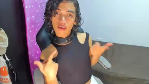 engel20042001 online show from December 16, 2024, 3:30 am