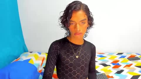 engel20042001 online show from December 22, 2024, 3:55 am