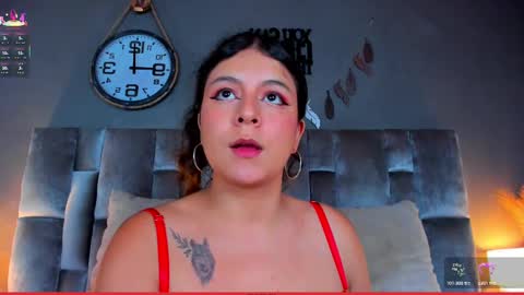 Snapshot of engelstone_ chatting on February 13, 2025, 11:15 pm E N G E L online show from February 13, 2025, 11:15 pm