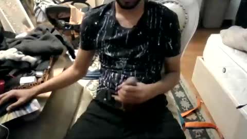 englisharabcock online show from April 9, 2026, 4:34 pm