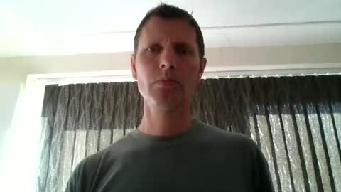 EnglishGuy183 online show from May 1, 2026, 8:52 am