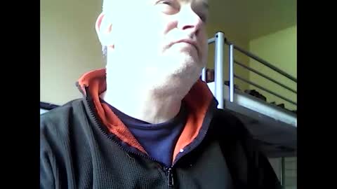 englishguysurrey online show from May 10, 2026, 8:41 am