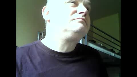 englishguysurrey online show from June 11, 2026, 8:56 am