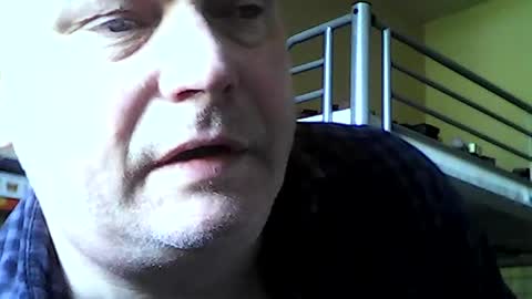 englishguysurrey online show from June 14, 2026, 6:15 am