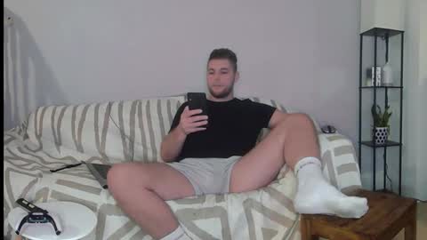 Snapshot of englishladxxx chatting on December 27, 2024, 12:07 am Englishladxxx online show from December 27, 2024, 12:07 am
