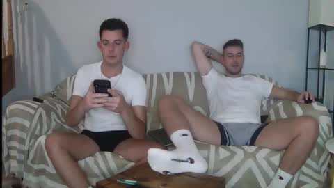 Snapshot of englishladxxx chatting on September 18, 2025, 8:33 pm Englishladxxx online show from September 18, 2025, 8:33 pm