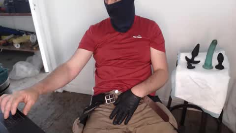 englishshyguyuk online show from May 12, 2026, 10:23 am