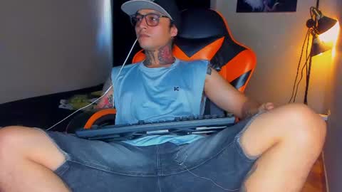 enjoymycock99 online show from July 25, 2026, 7:22 pm
