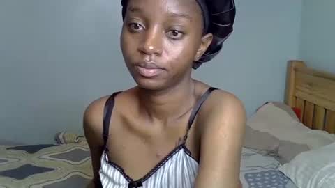 enkarxx online show from March 10, 2025, 3:23 am