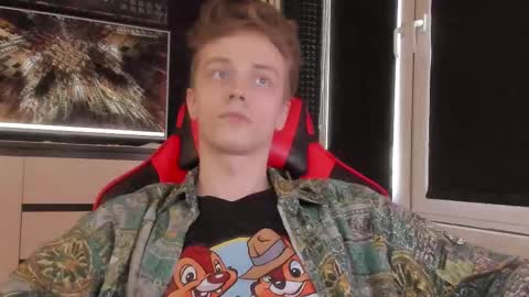 Enker online show from March 8, 2026, 1:59 pm