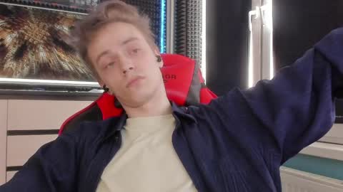 Enker online show from April 2, 2026, 2:04 pm