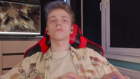 Enker online show from April 3, 2026, 8:29 pm