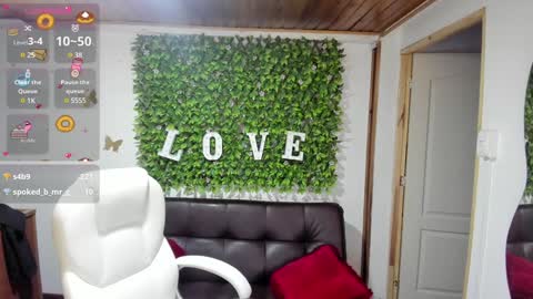 Enma clark online show from February 5, 2025, 1:47 am