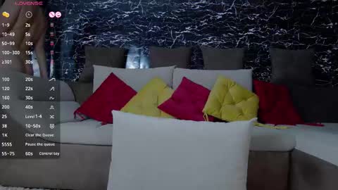 Snapshot of ennakymm chatting on September 12, 2025, 5:40 am Enna online show from September 12, 2025, 5:40 am