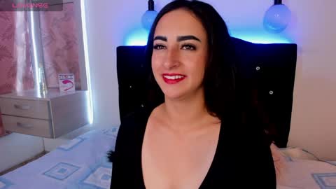 Enola  online show from May 29, 2026, 1:20 pm