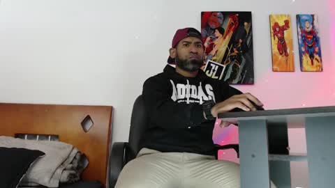 enriblack92 online show from December 30, 2024, 12:22 am