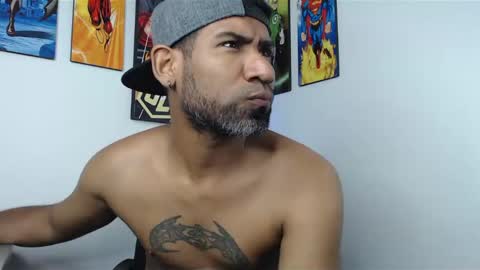 enriblack92 online show from January 17, 2025, 4:28 am