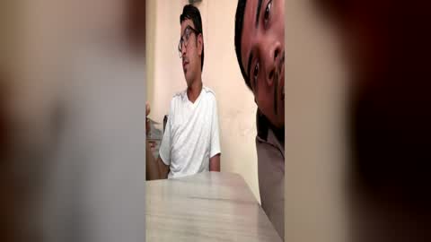 Snapshot of enriquegc197 chatting on June 18, 2026, 4:33 pm Enriquegc197 online show from June 18, 2026, 4:33 pm
